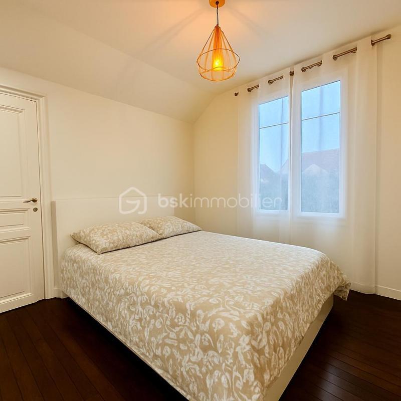 Maison - 100 m² - 6 pièces