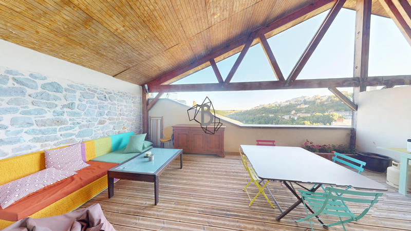 Duplex - 164 m² - 5 pièces