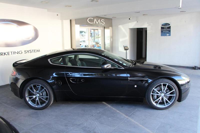 Aston Martin Vantage Coupe V8