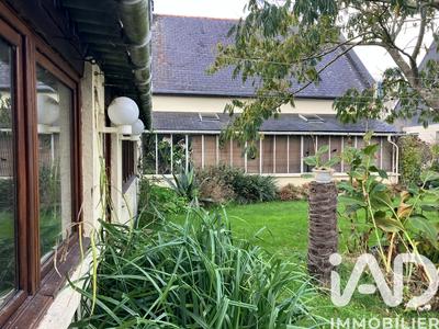 Maison - 99 m² - 6 pièces