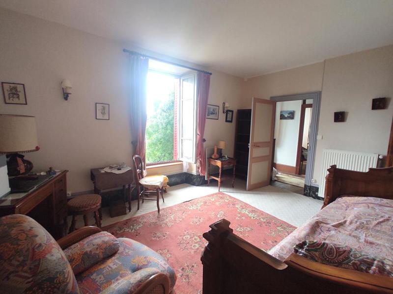 Maison - 175 m² - 8 pièces