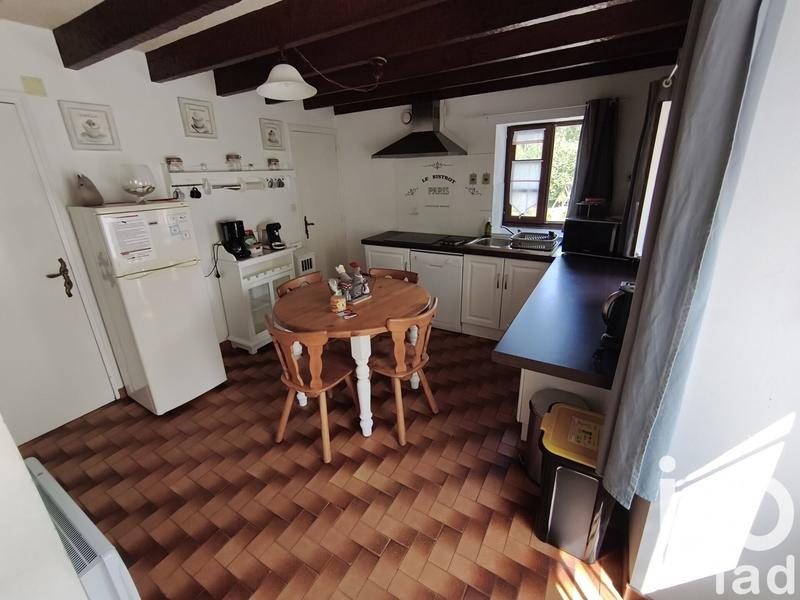 Maison - 235 m² - 7 pièces