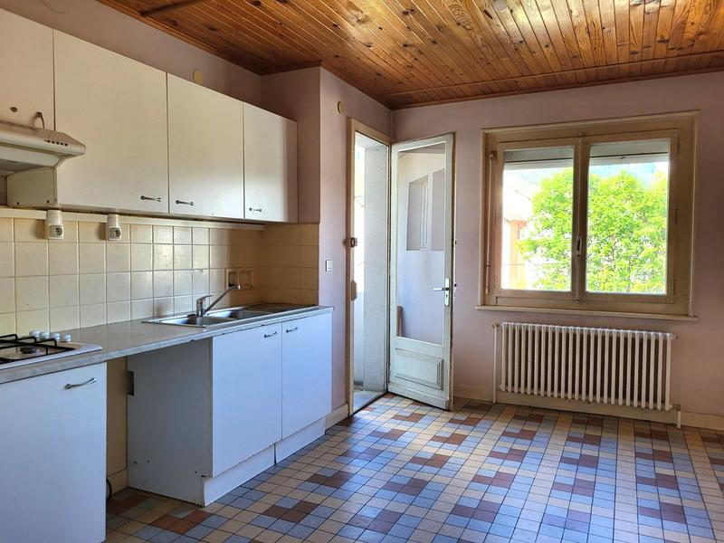 Appartement - 84 m² - 5 pièces