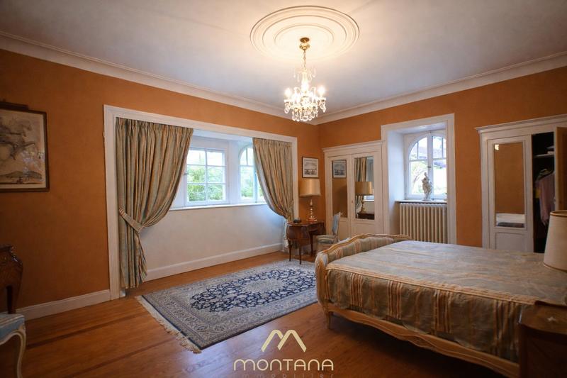 Château - 258 m² - 8 pièces