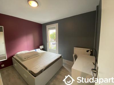 Chambre - 10 m² - 1 pièce