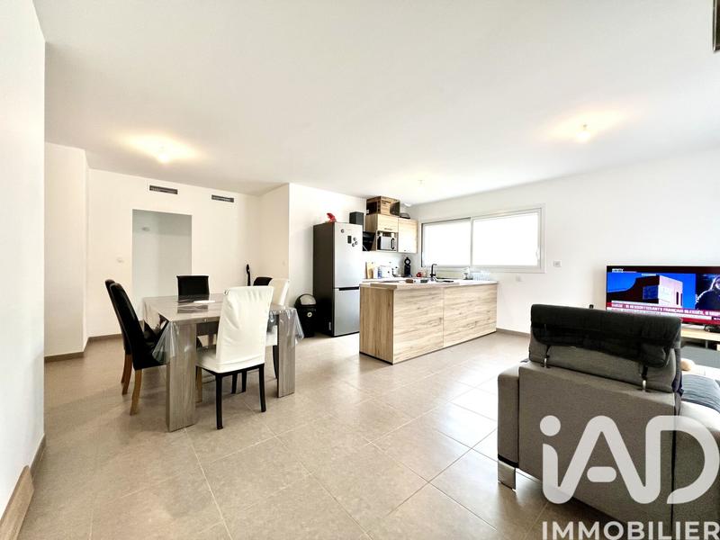 Maison - 96 m² - 5 pièces