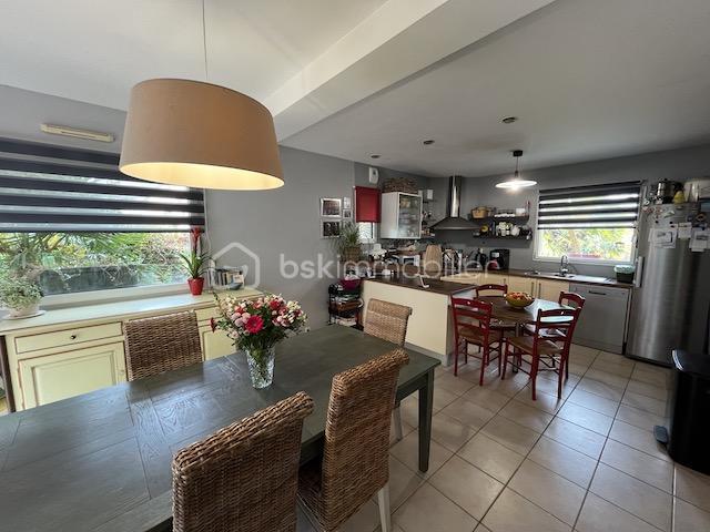 Maison - 128 m² - 5 pièces