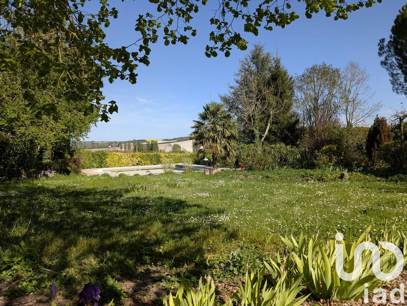 Maison - 300 m² - 10 pièces