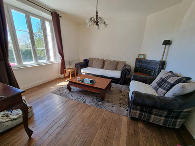 Maison - 124 m² - 7 pièces