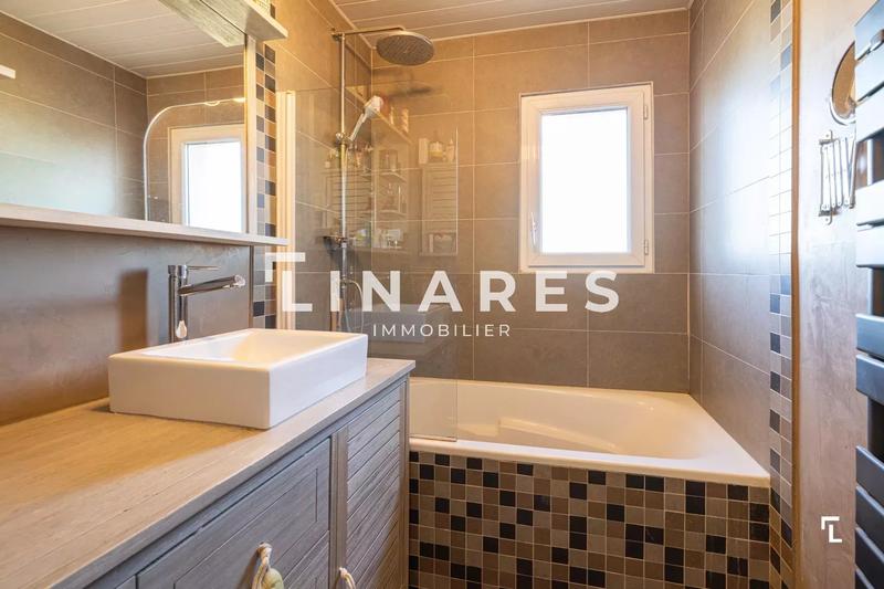 Villa - 105 m² - 5 pièces