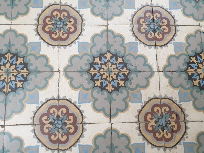 Corps de ferme - 100 m² - 7 pièces