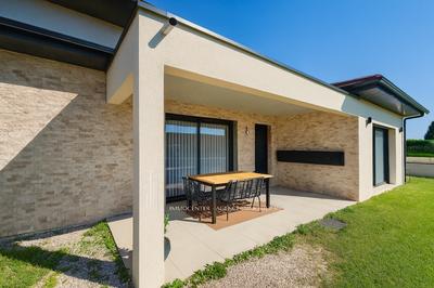 Villa - 120 m² - 4 pièces