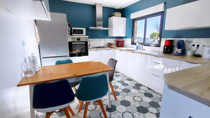 Maison - 165 m² - 5 pièces