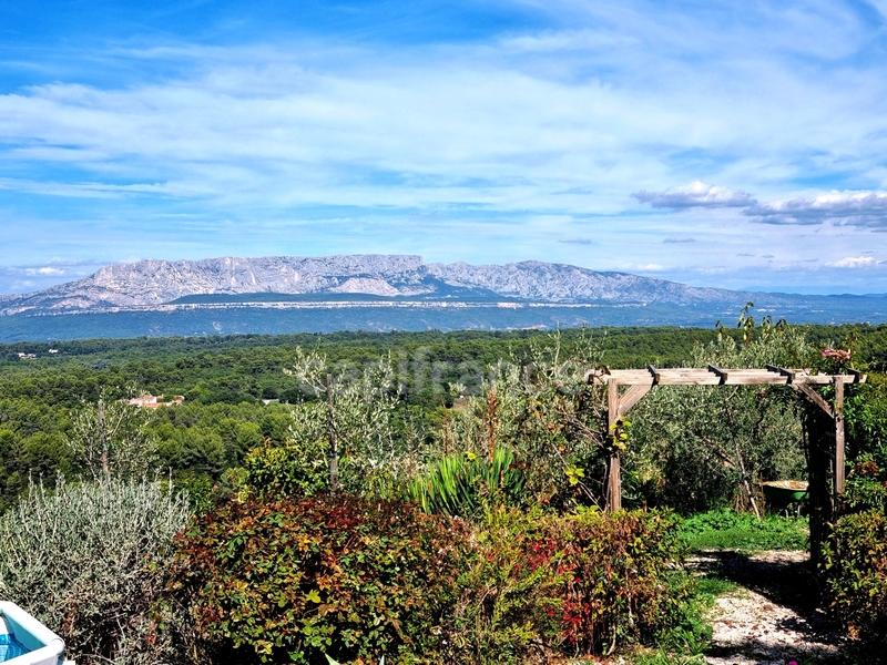 Maison - 116 m² - 4 pièces