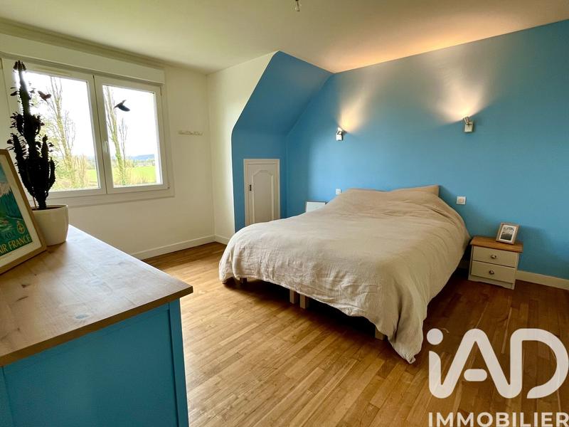 Maison - 201 m² - 10 pièces