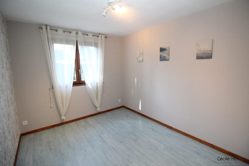 Maison - 143 m² - 5 pièces