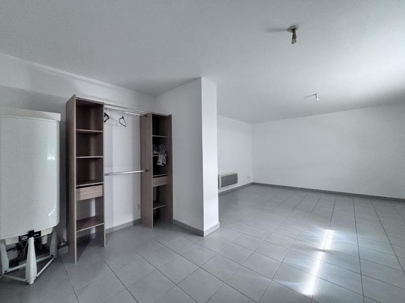 Studio - 33 m² - 1 pièce