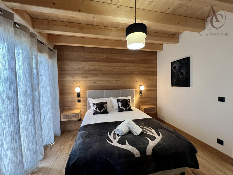 Châlet - 193 m² - 6 pièces