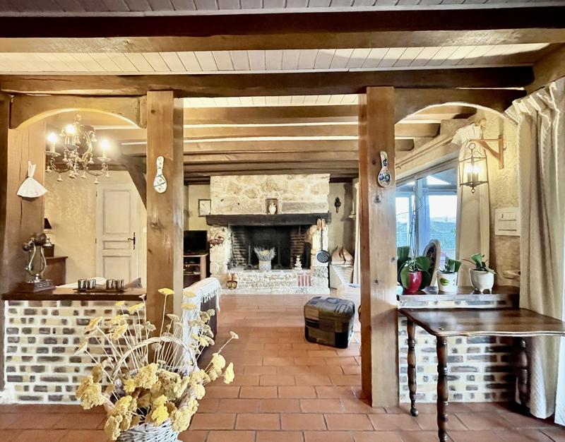 Maison traditionnelle - 145 m² - 5 pièces