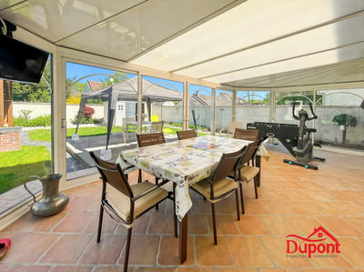 Maison traditionnelle - 154 m² - 7 pièces