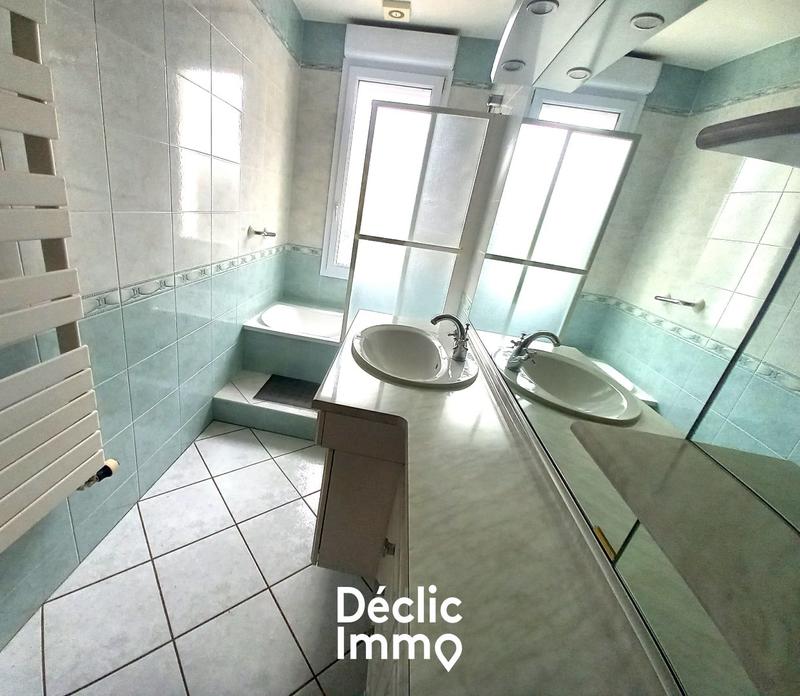 Maison - 113 m² - 5 pièces