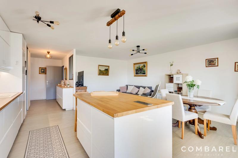 Appartement - 72 m² - 3 pièces