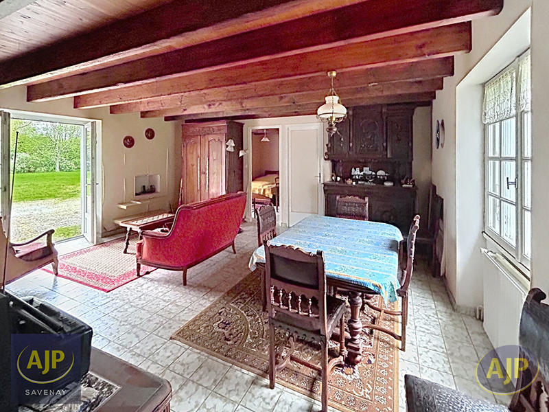 Maison - 90 m² - 5 pièces