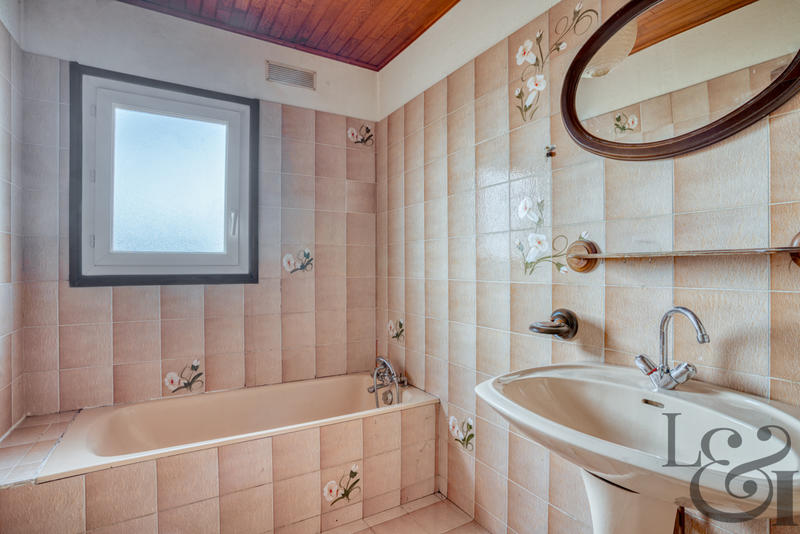 Maison - 98 m² - 4 pièces