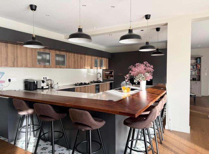 Maison - 189 m² - 7 pièces