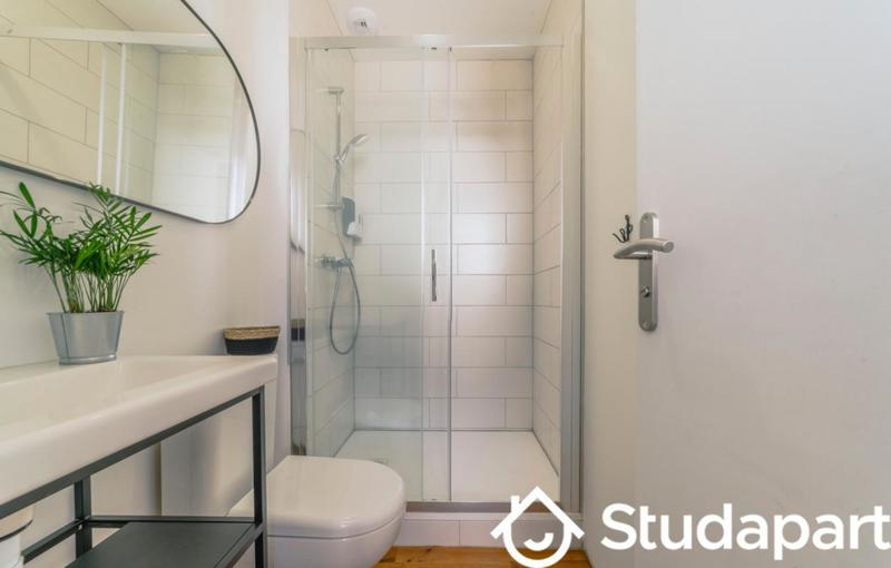 Chambre - 20 m² - 1 pièce