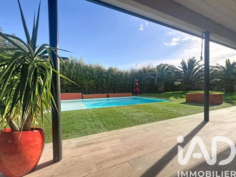 Maison - 191 m² - 5 pièces