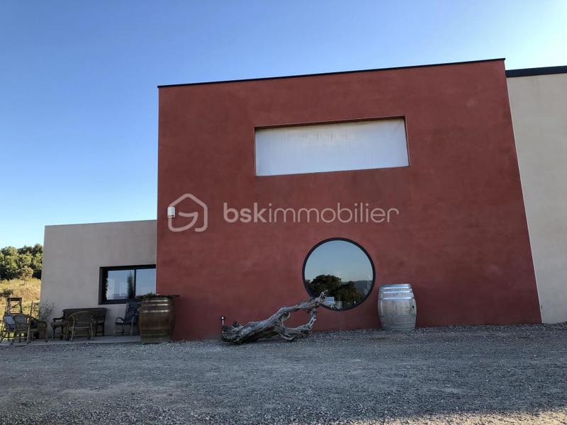 Immeuble - 700 m² - 2 pièces