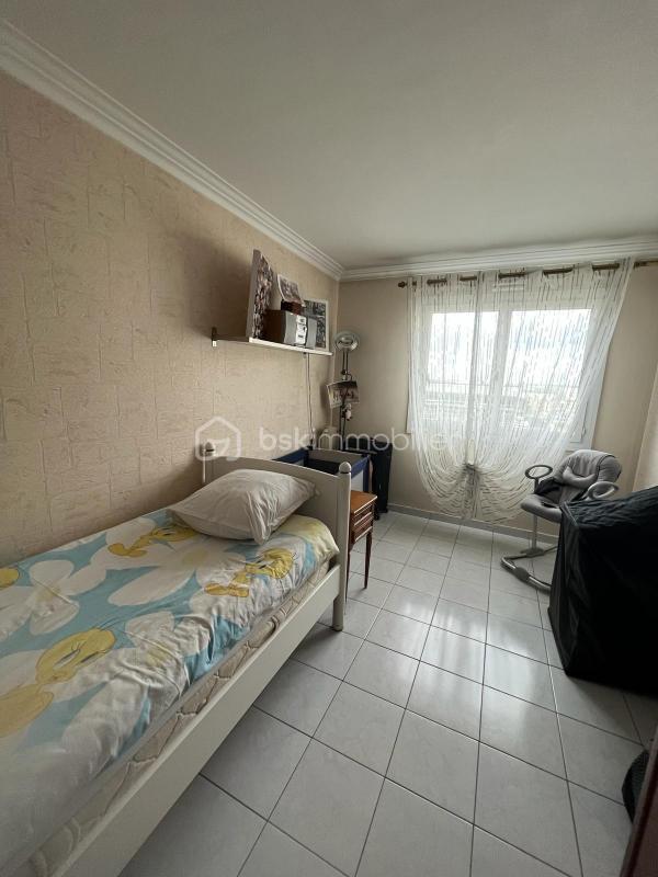 Appartement - 96 m² - 5 pièces