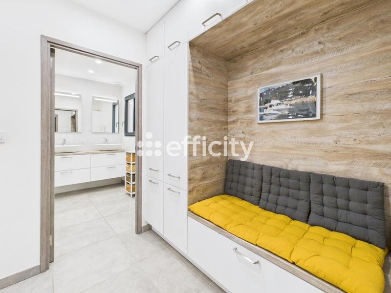 Maison - 142 m² - 5 pièces