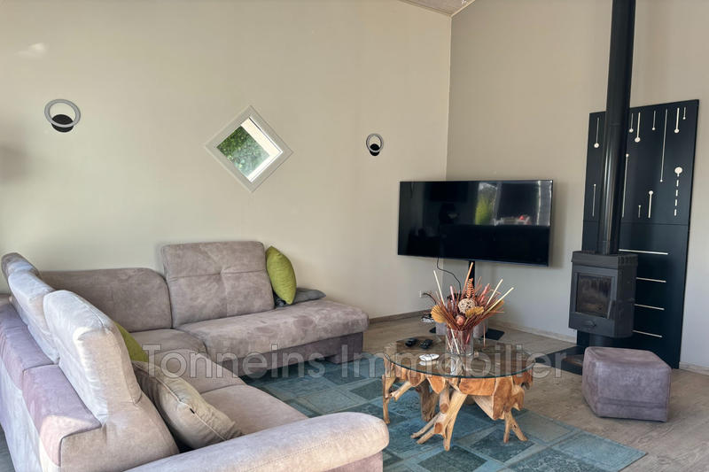 Maison - 270 m² - 8 pièces