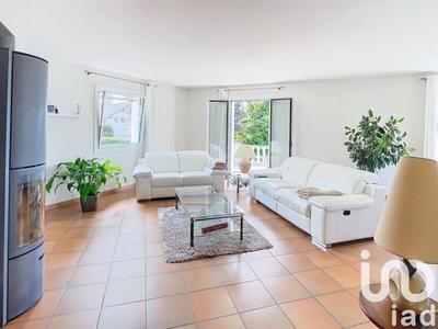 Maison - 205 m² - 6 pièces