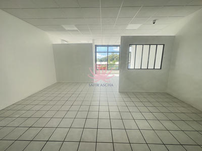 Immeuble de bureaux - 50 m² - 1 pièce