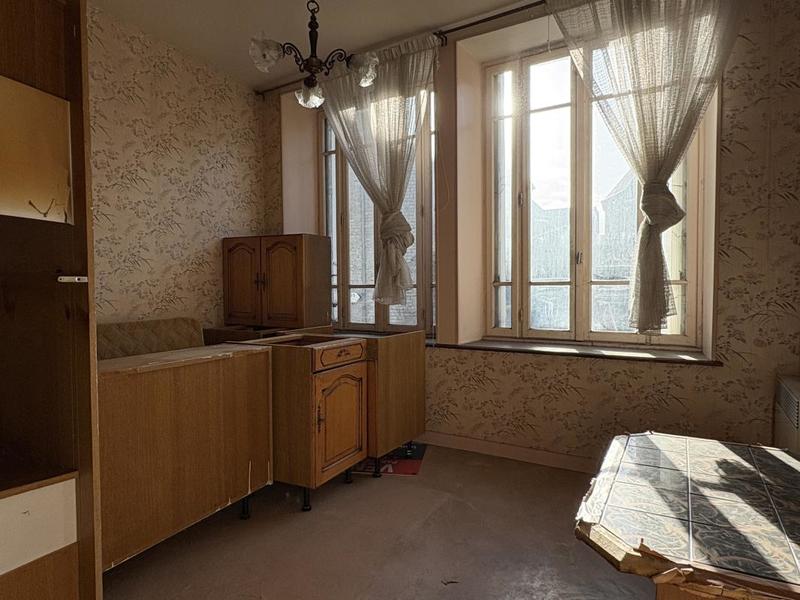 Maison - 80 m² - 5 pièces