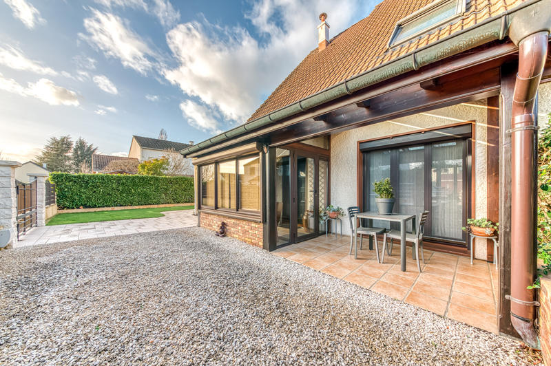 Maison - 91 m² - 4 pièces