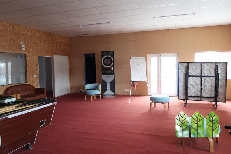 Maison - 966 m² - 20 pièces