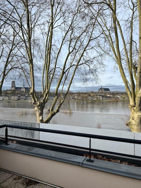 Bureau - 70 m² - 1 pièce