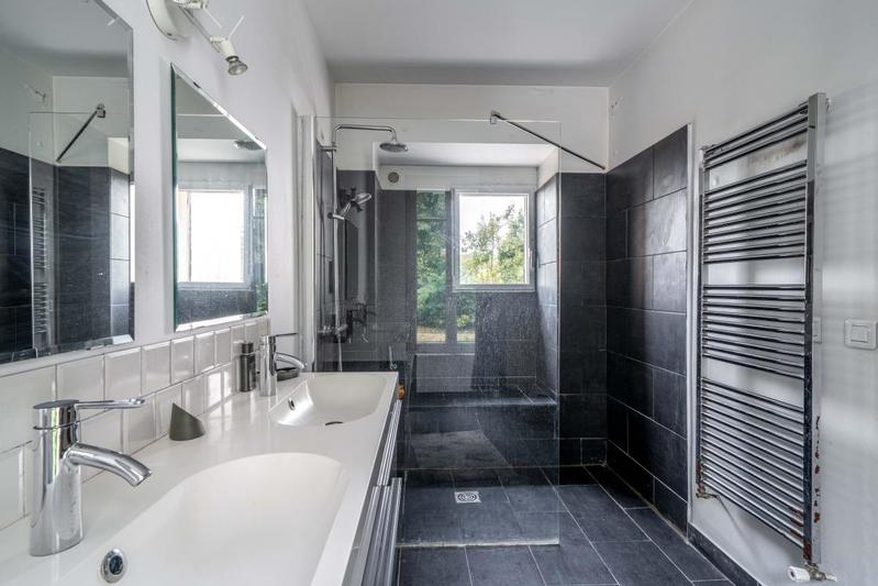 Maison - 208 m² - 7 pièces