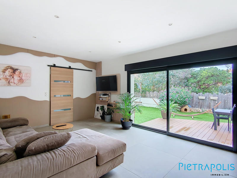 Villa - 137 m² - 4 pièces