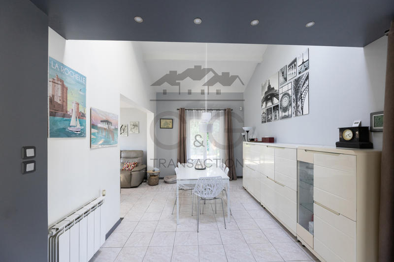 Maison - 159 m² - 6 pièces