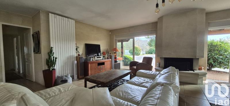 Maison - 200 m² - 4 pièces