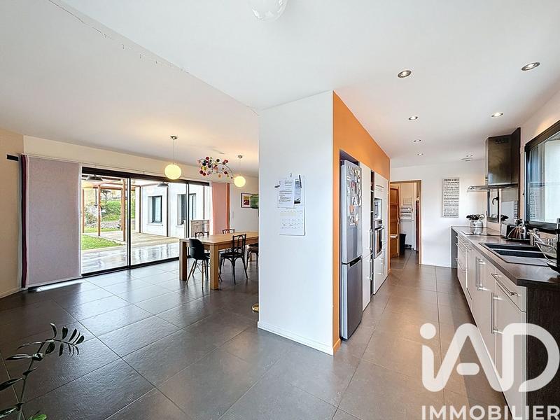 Maison - 190 m² - 7 pièces