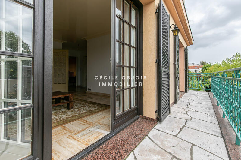 Maison ancienne - 220 m² - 11 pièces