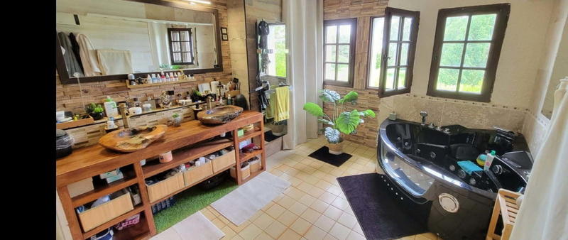 Maison - 165 m² - 5 pièces