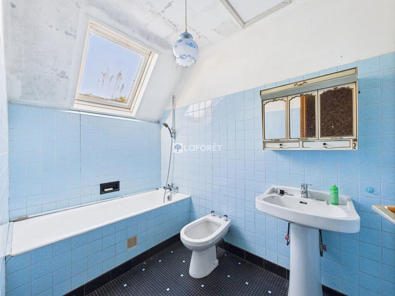 Maison ancienne - 120 m² - 8 pièces