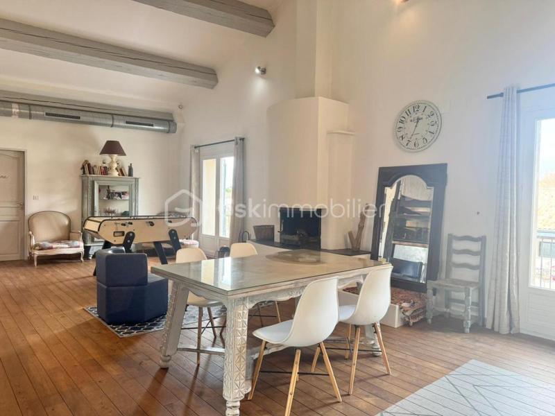 Maison - 140 m² - 4 pièces